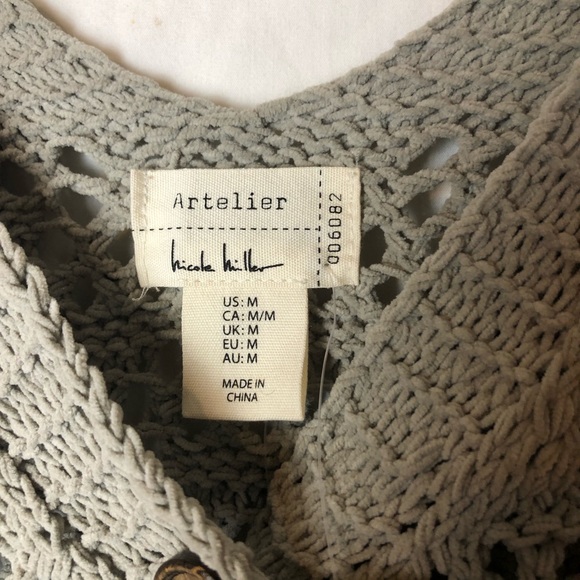 NWT! Nicole Miller Artelier Crochet Knit Button Front Taupe M Cardigan Boho Chic - Picture 5 of 7